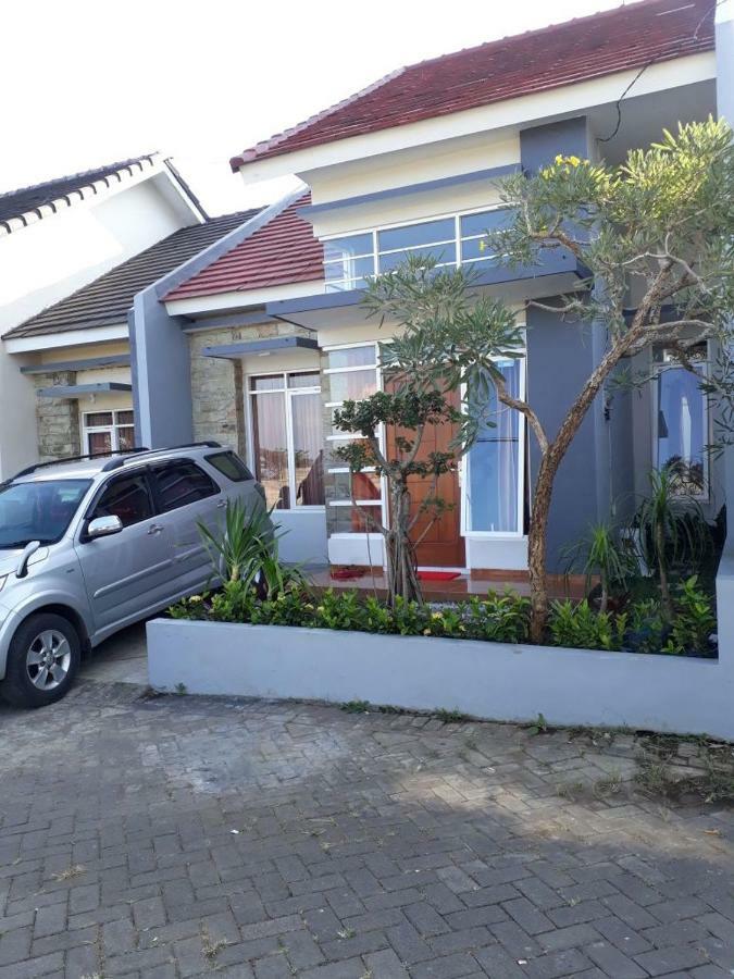 Villa Puncak Garuda A5 Batu  Luaran gambar